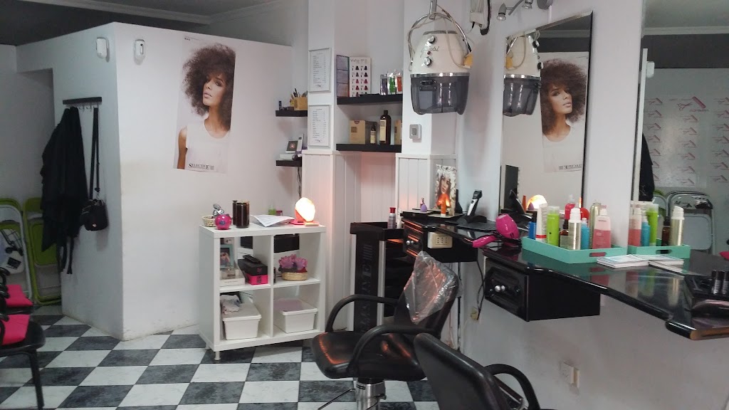 Arminda Bolanos salon de belleza — Interior