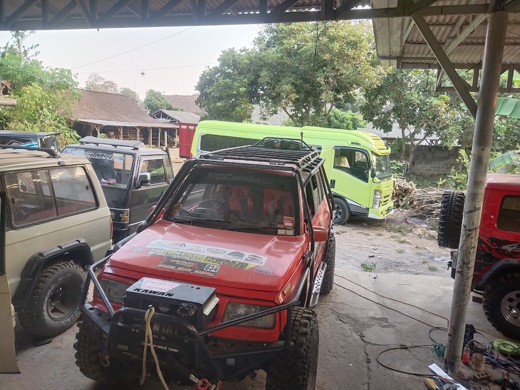 Bengkel Sugeng Mulya (Spesialis Stell Pintu Mobil & Modif) SM crew