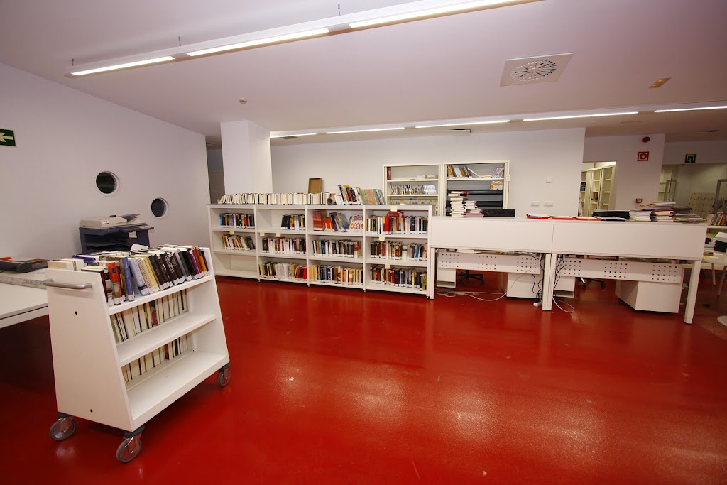 Biblioteca del Centro Civico Ibaiondo