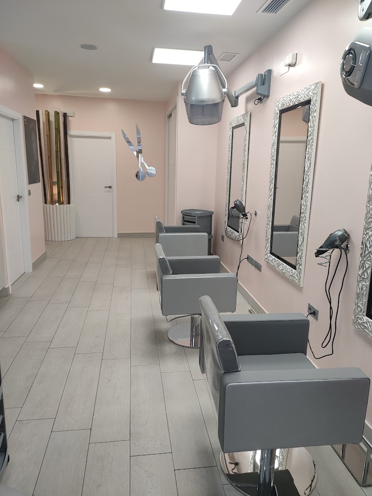 Peluqueria y Estetica Marilyn — Interior