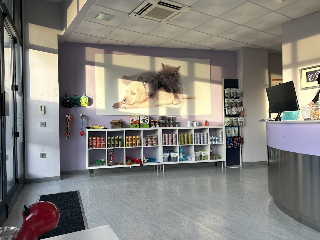 Clinica Veterinaria +COTAS Cuellar