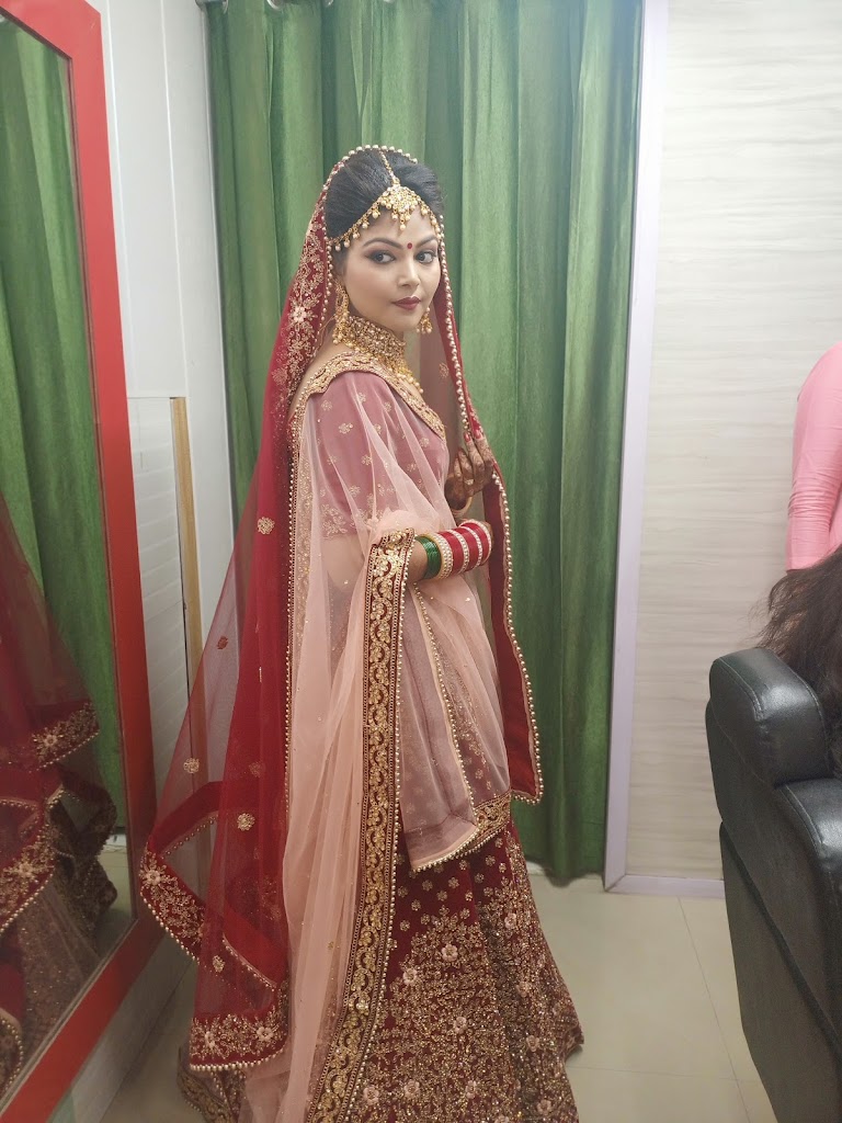 Khushi Beauty Palour