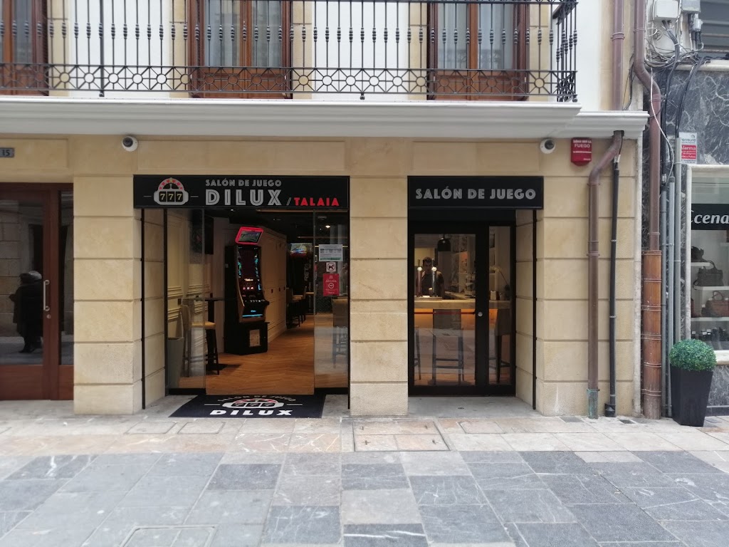 DILUX Talaia Salon de juegos
