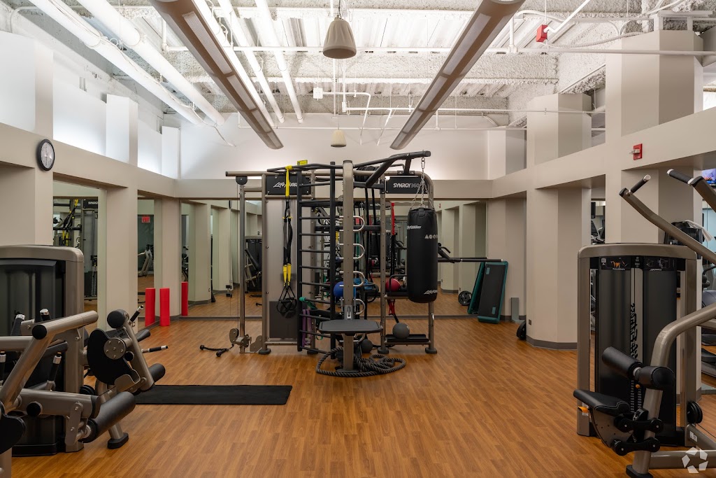  Oakbrook Terrace Tower Fitness Center