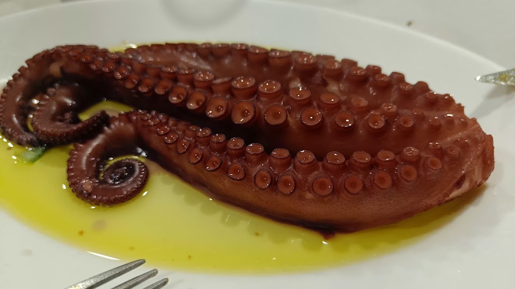 Restaurante La Barraca — Comida y bebida