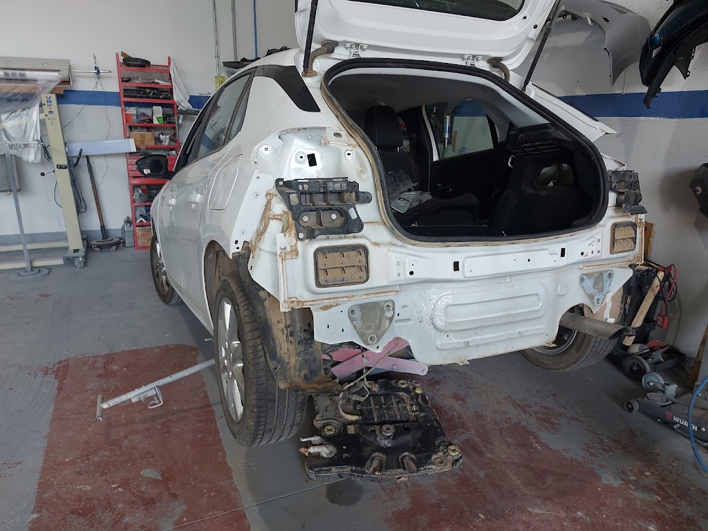 Taller de chapa y pintura New car Tenerife — Taller