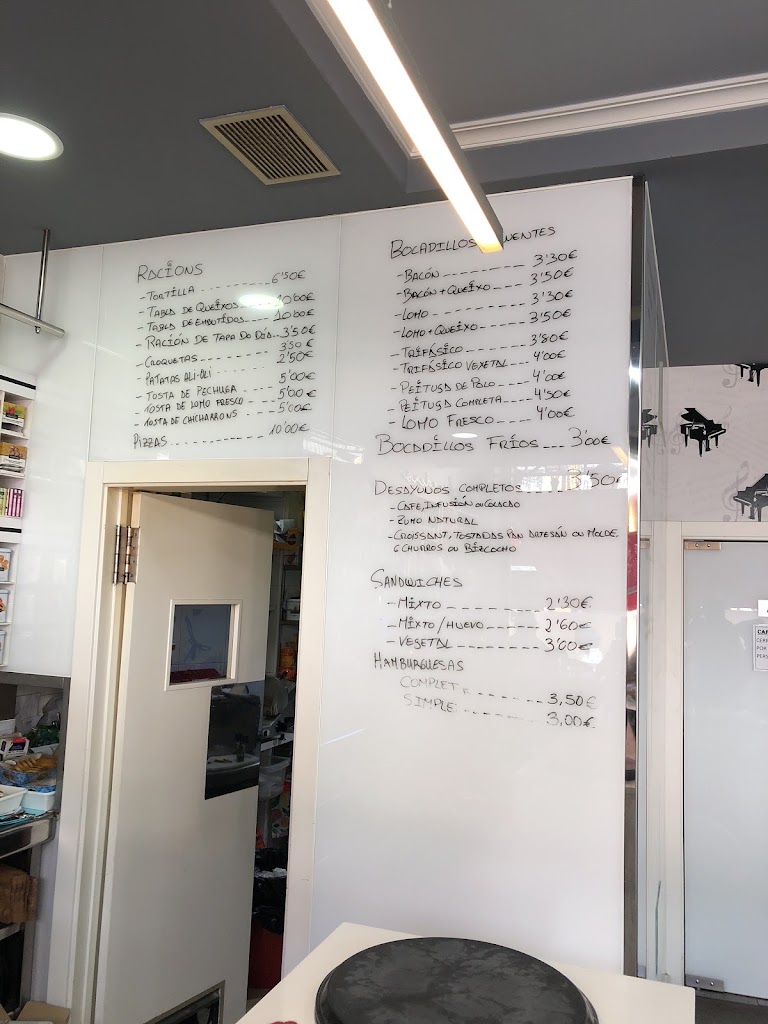 Cerveceria AMADEUS — Carta
