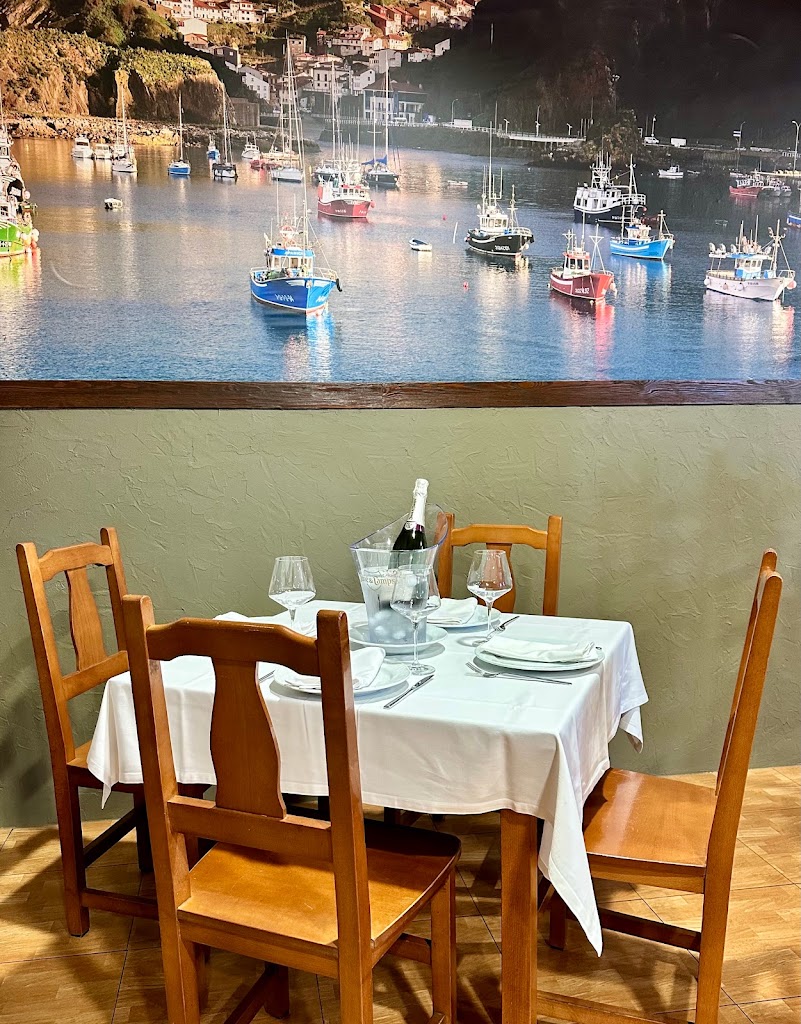 Casa de Comidas El Piqueron — Ambiente