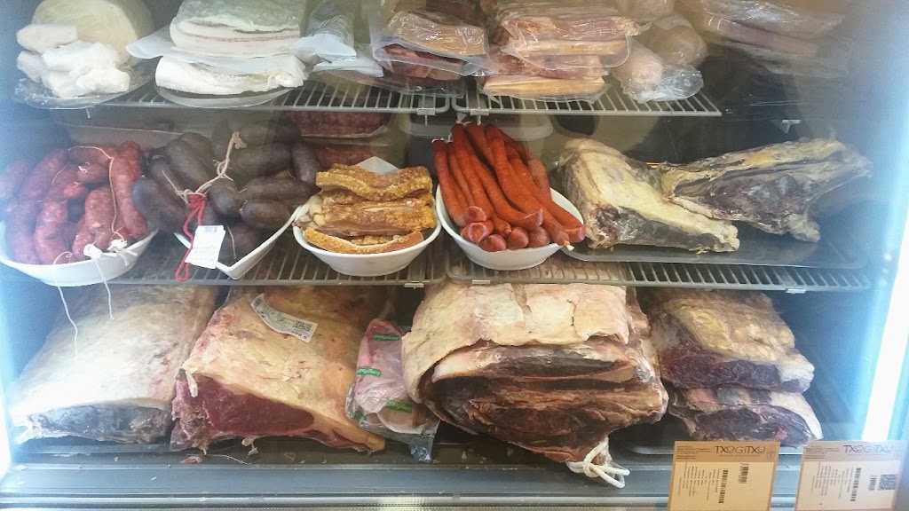 Restaurant Menjar es un plaer — Comida y bebida
