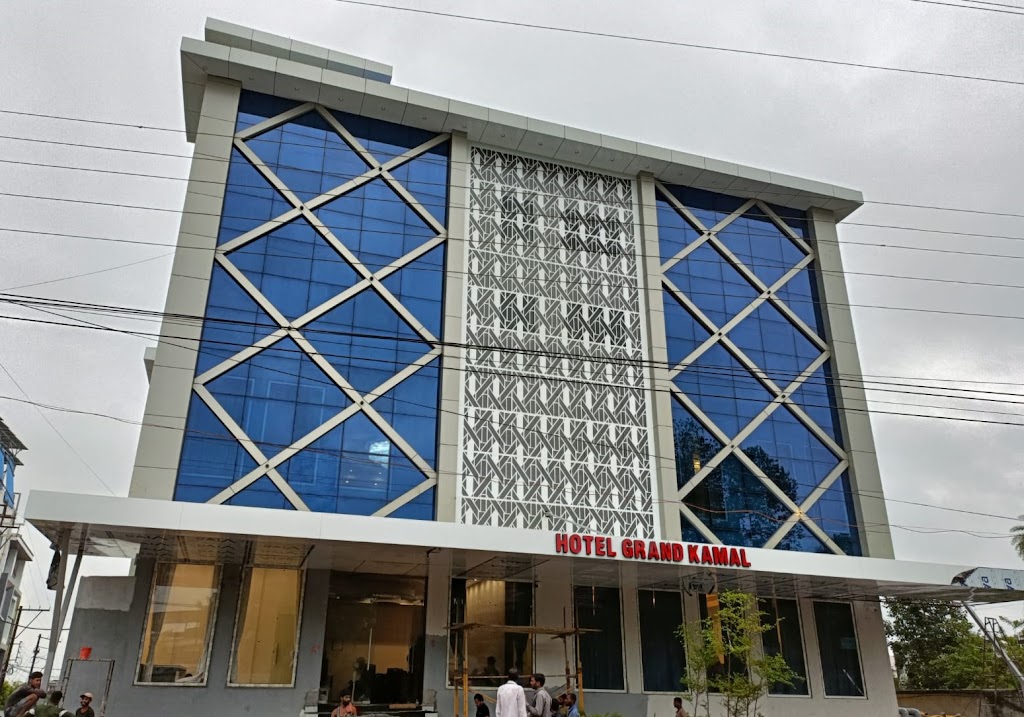 Hotel Grand Kamal