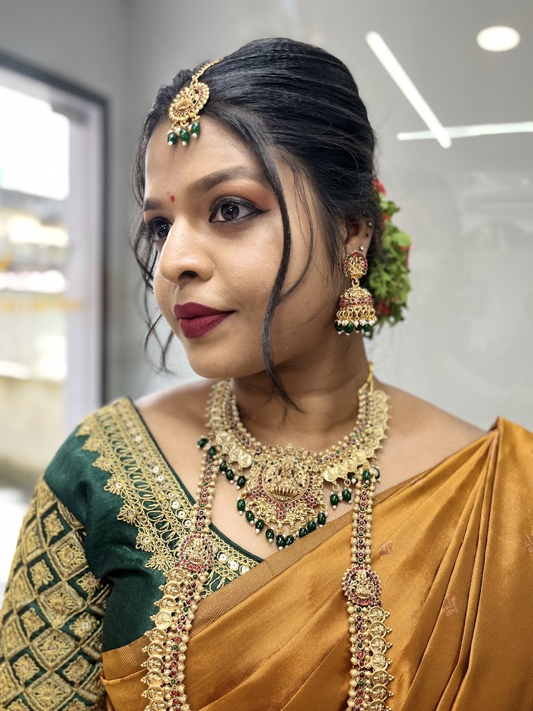 Waxwings Beauty Hub Bridal Makeover Studio