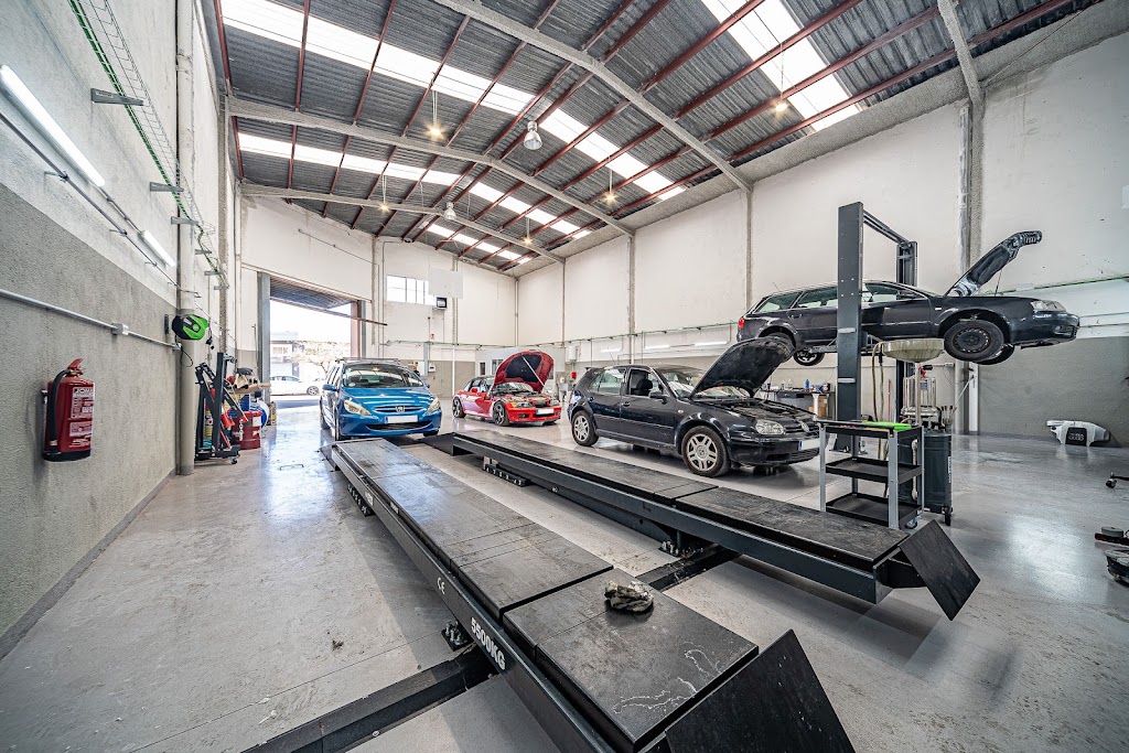 Talleres Semprerapid — Interior