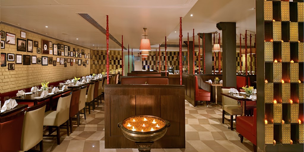 Gulati Restaurant Pandara Road