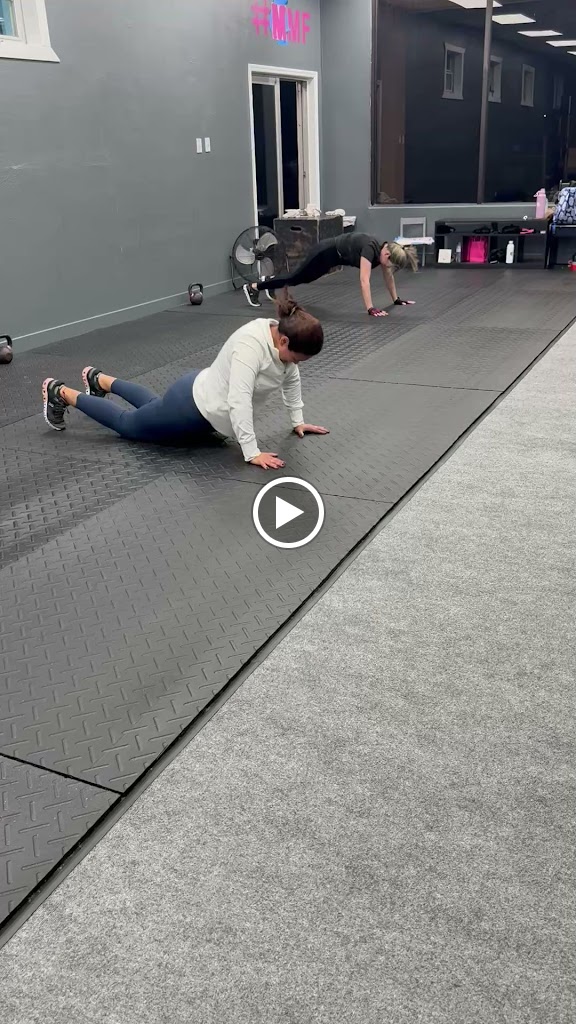  Muscle Mommy Fitness