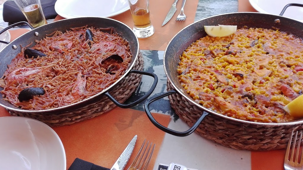 Bar restaurante Ocean City — Paella