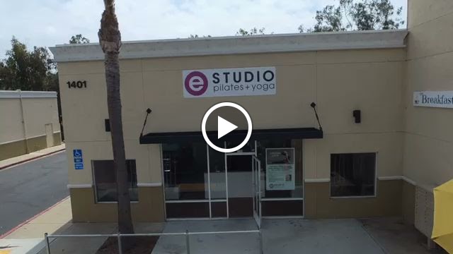  e Studio Pilates + Yoga