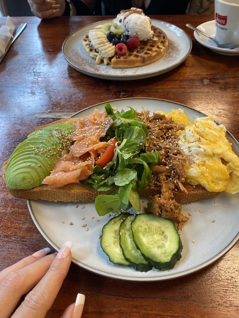 Simply Cafe Bcn — Cafe