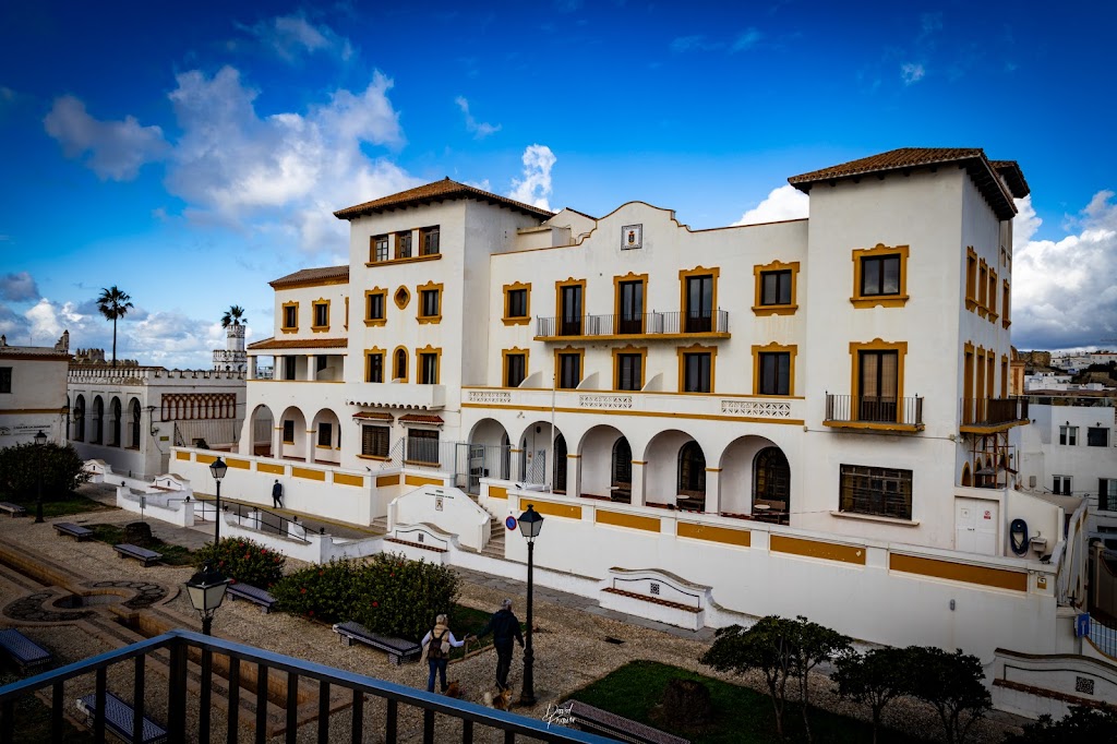 Residencia Logistica Militar "Guzman el Bueno"