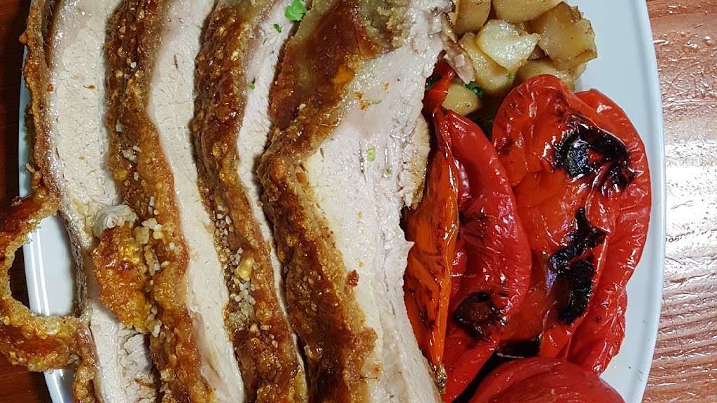 La Oficina de Carlos Bar Diego — Comida y bebida