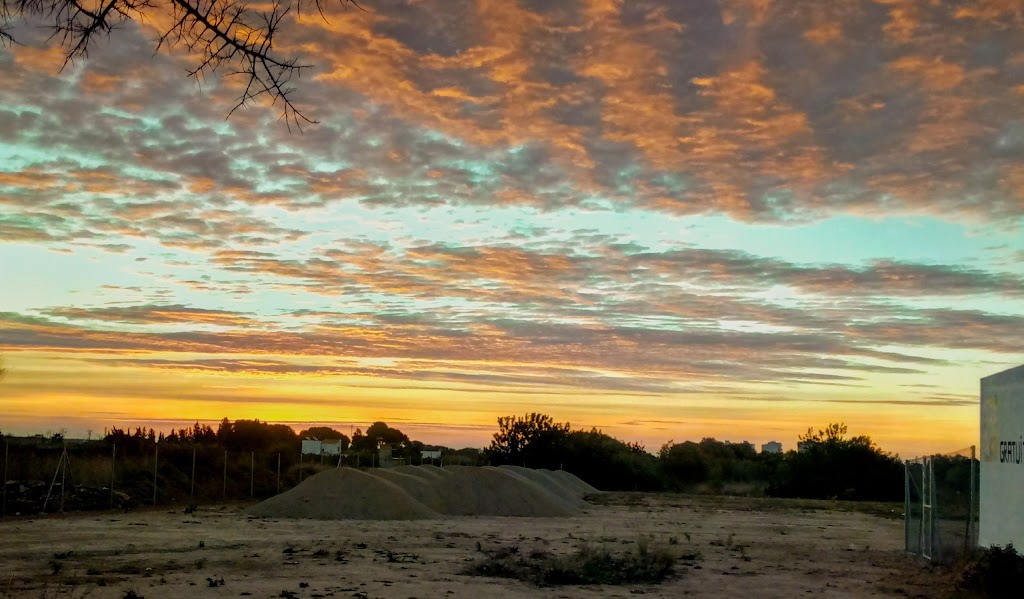 Av. Gil de Atrocillo, 12 Parking