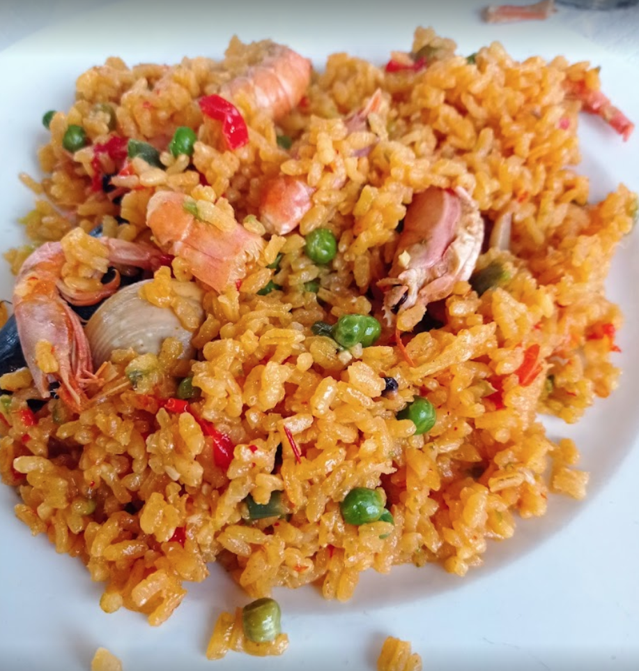 Restaurante Estacion De Servicio Bardenas — Comida y bebida