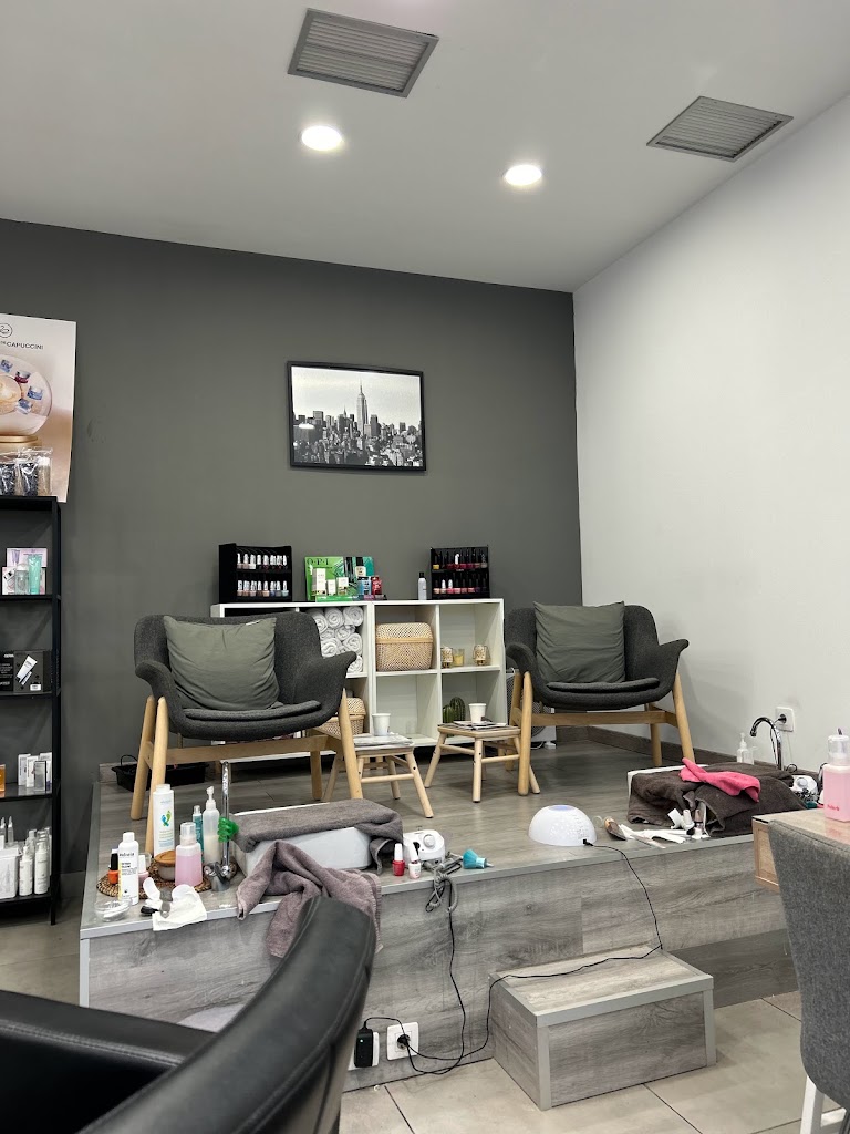 Renova Peluqueria & Estetica — Interior