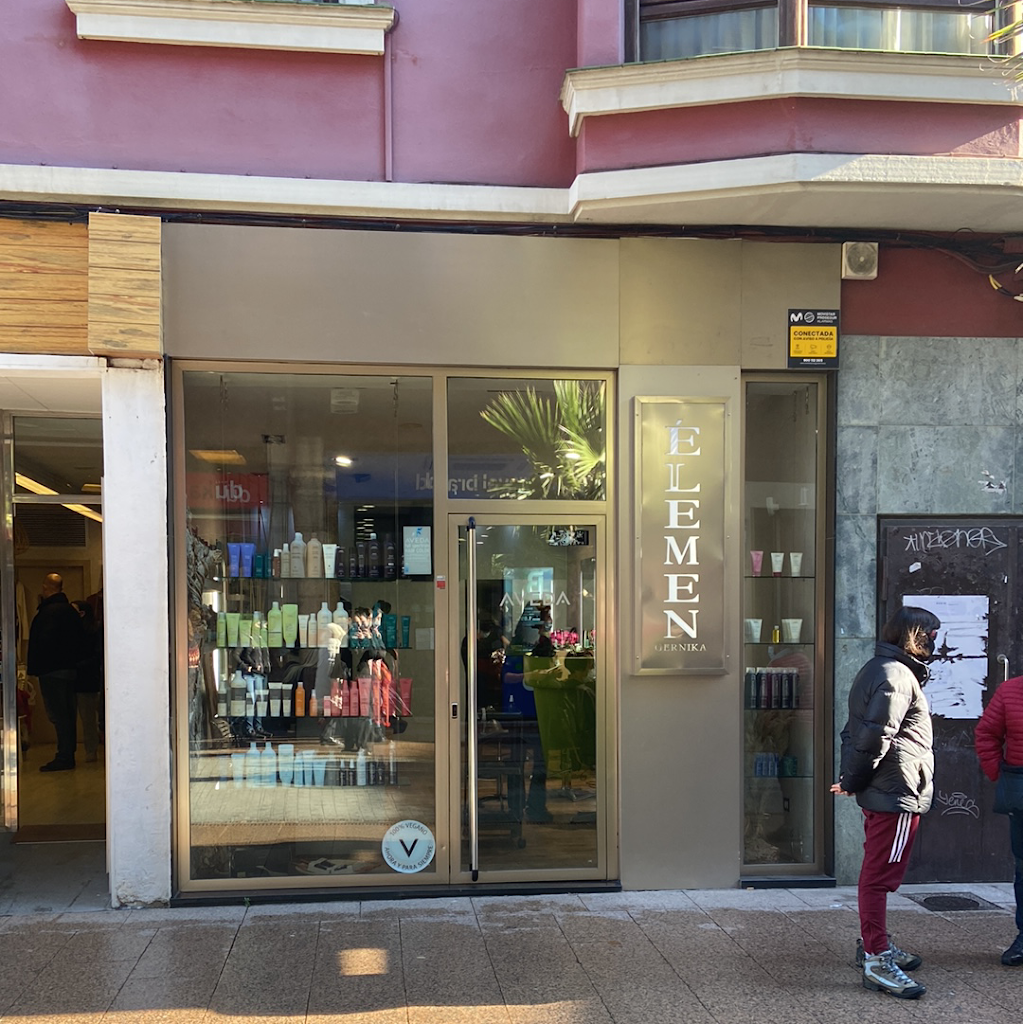 Elemen | Peluqueria y Salon — Exterior