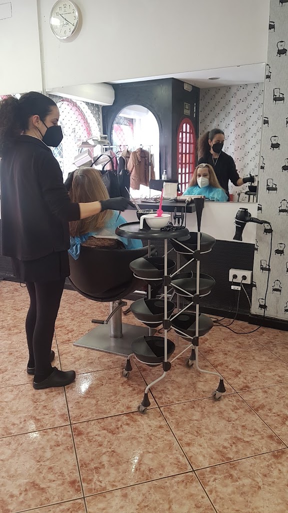 Yoyma Peluqueria Estetica — Peinado