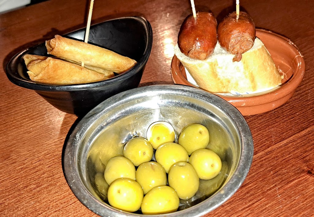 Taberna Rua — Comida y bebida