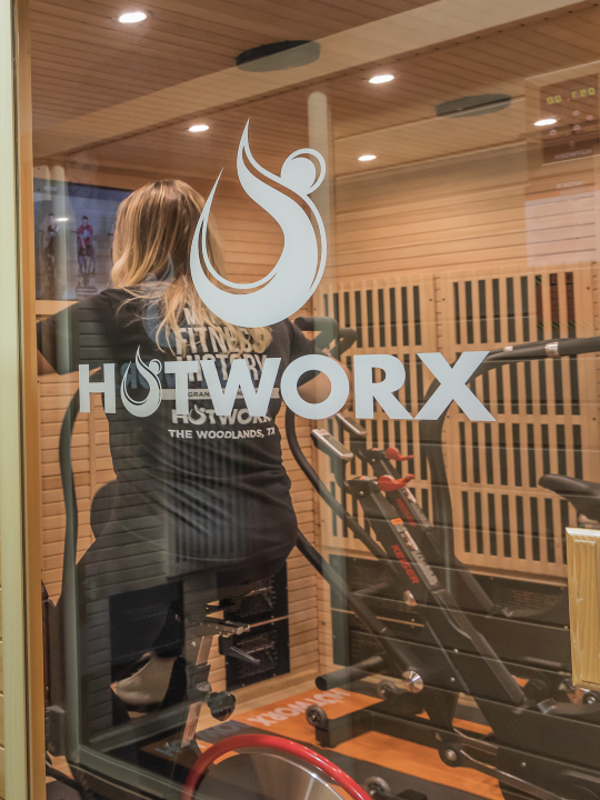  HOTWORX - Woodlands TX - Six Pines