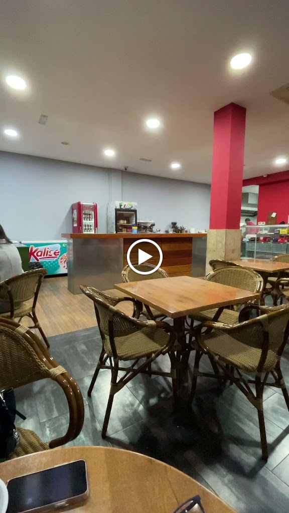 Bar restaurante Piscolabis La Veguetilla — Videos