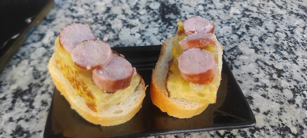 Bar Balu — Comida y bebida