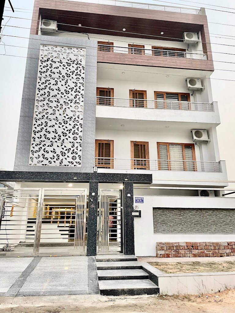 The Grand Suites 122