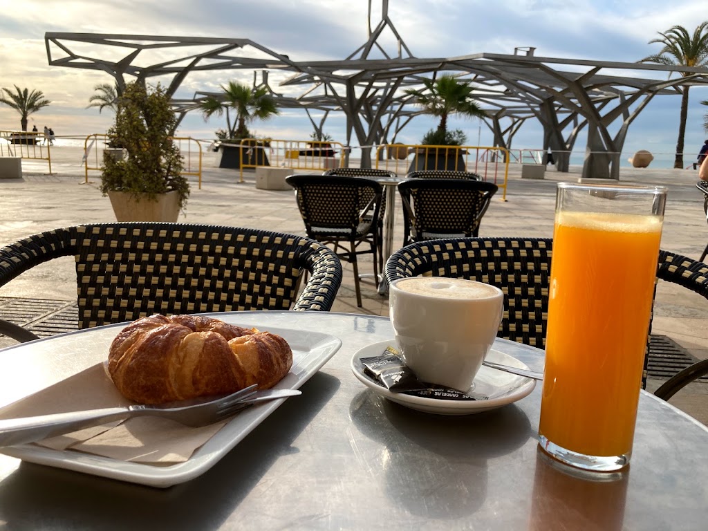cafe MOZART — Comida y bebida