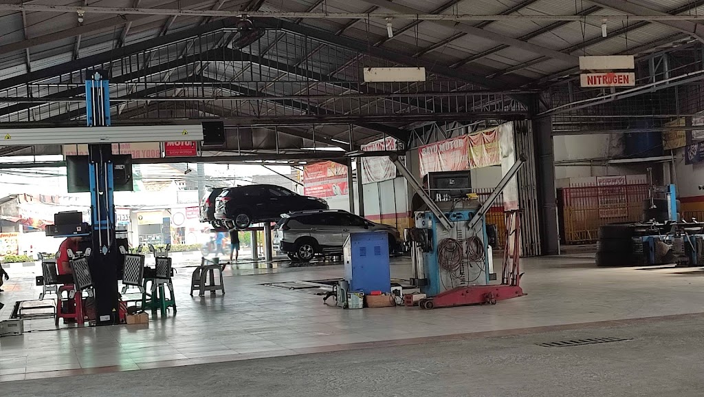 Shell Helix Autocare Bayu Motor
