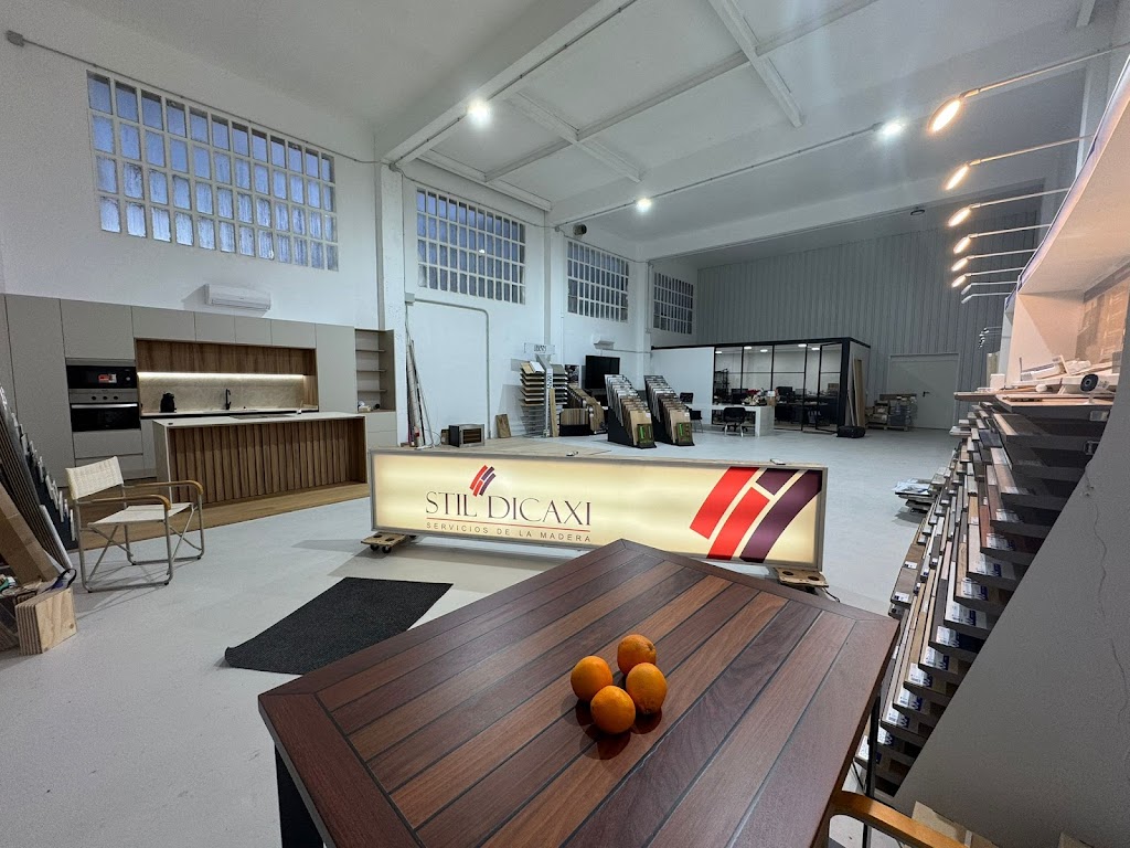 Stil Dicaxi Tavernes