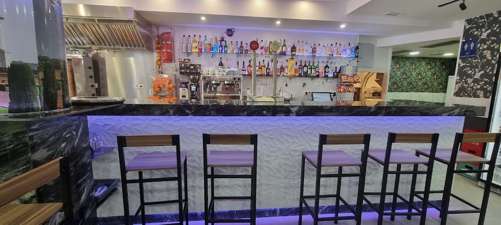 Bar restaurante Capri — Todas