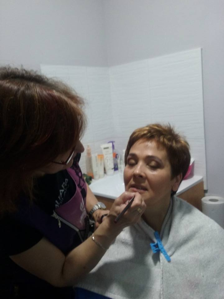Peluqueria IRIS — Peinado
