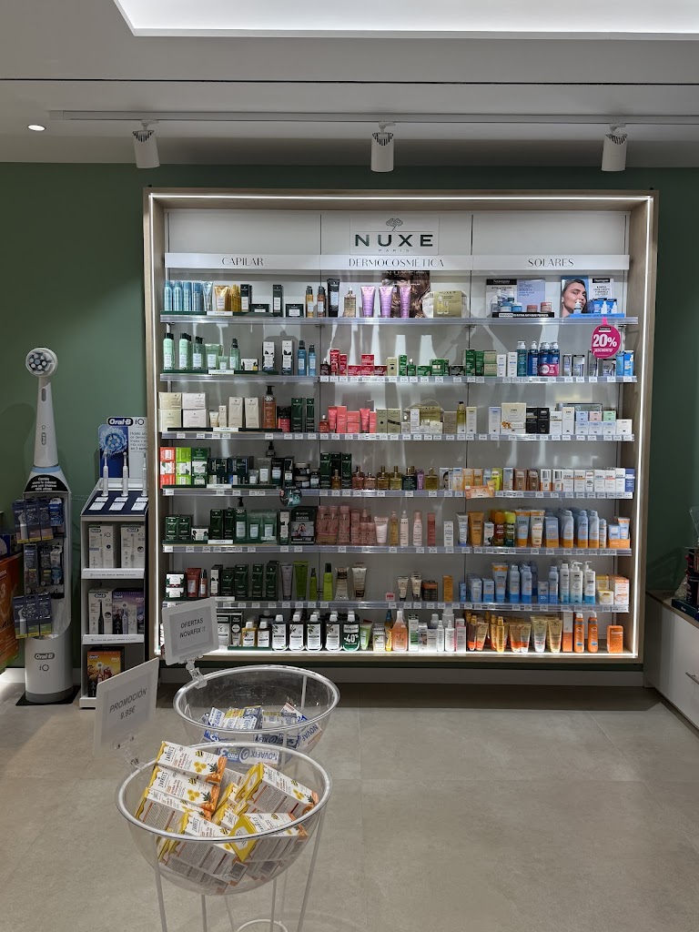 Farmacia Antoni Llorens — Del propietario