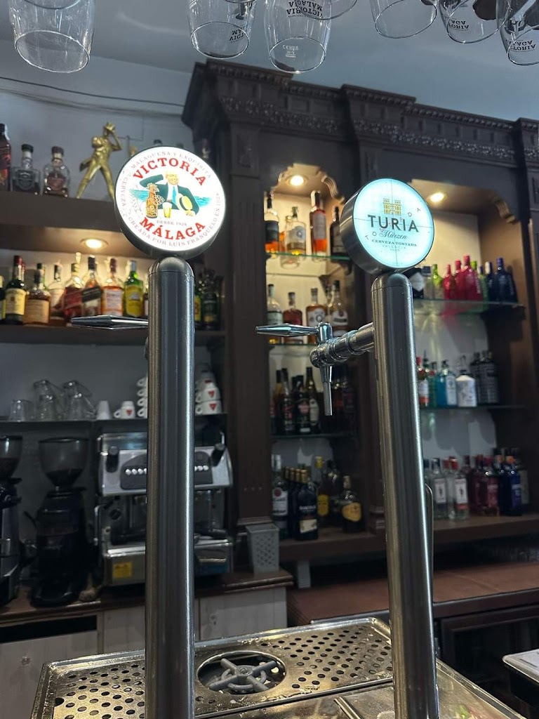 Bohemia Bar — Del propietario