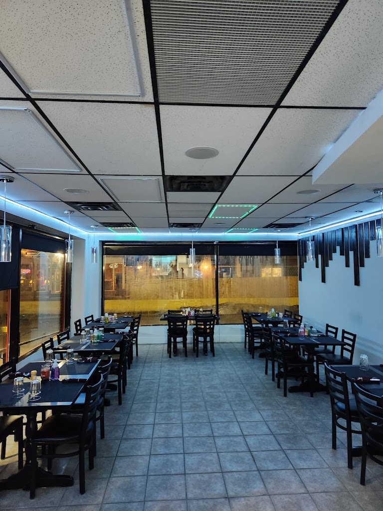 ChiChi Restaurant & Bar in Vanier