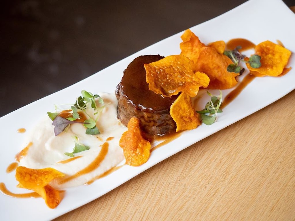 Mint Restaurant — Comida y bebida
