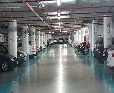 Parking Saba Puerto Banus — Del propietario