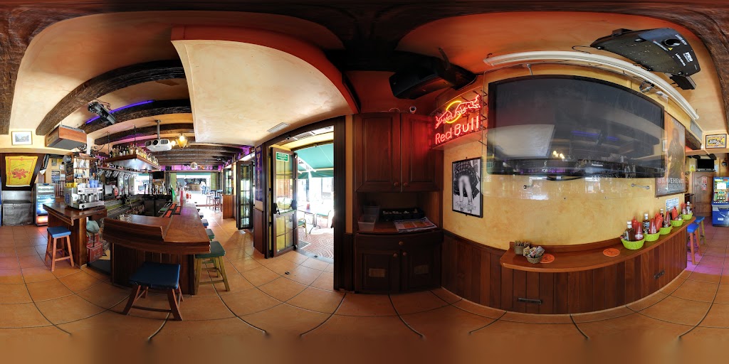 The Highlander Scottish Pub