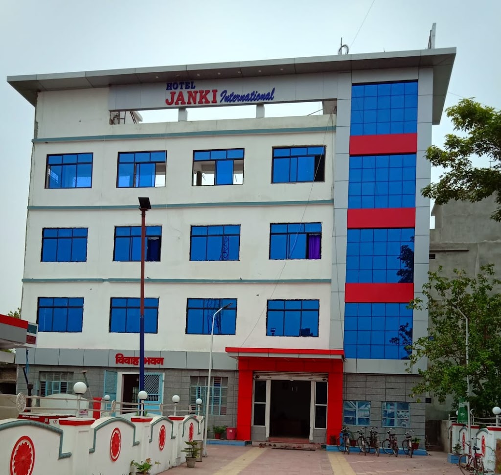 Hotel Janki International