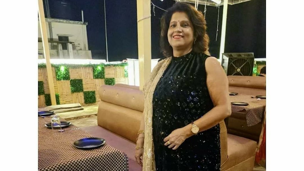 Swati Hair Salon And Boutique