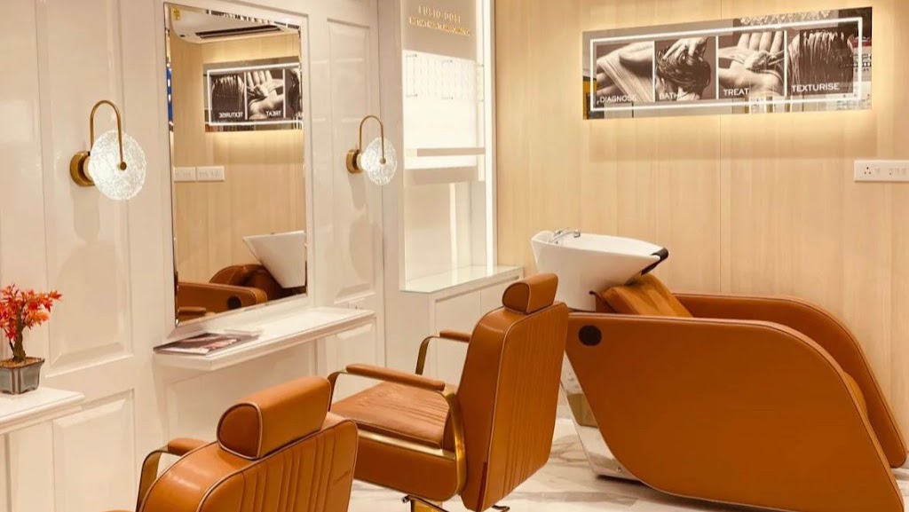 Lookwell Salon Nashik