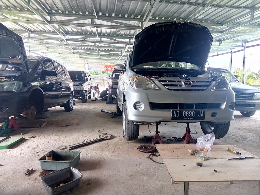 Bengkel Mobil Rejeki Agung