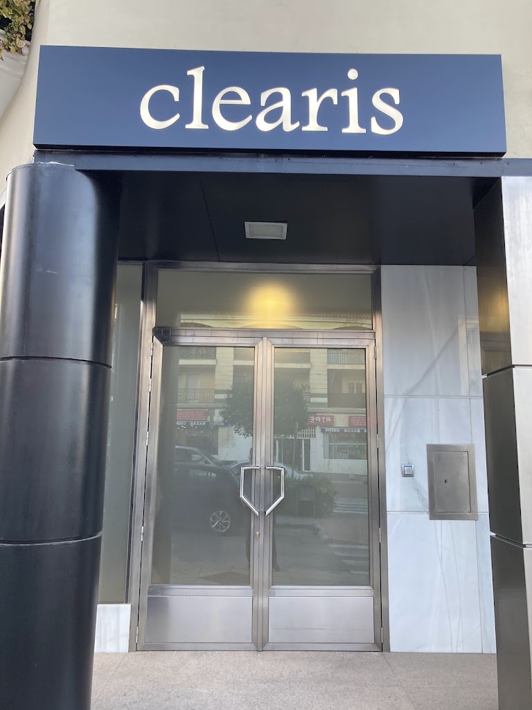 Clearis — Exterior