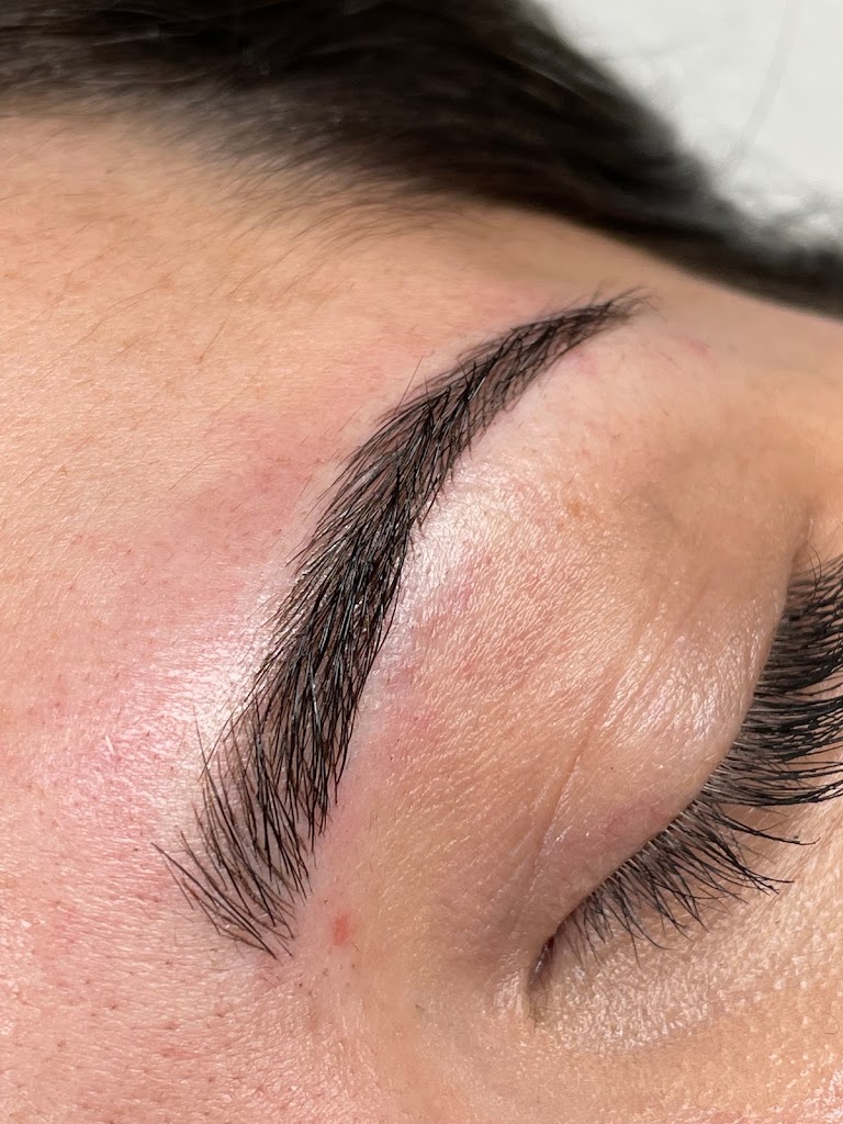 Ainhoa Gallardo beauty artist — Del propietario